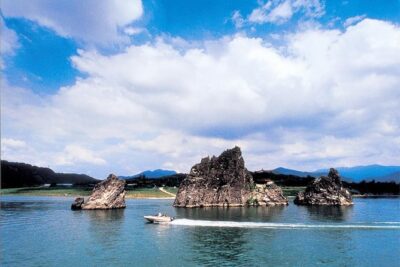 Private Day Trip to Danyang and Chungju Lake from Seoul - Stop 1: Chungju Naru Rest Area and the Chungju Lake cruise
