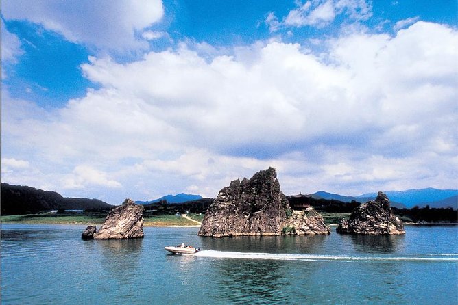 Private Day Trip to Danyang and Chungju Lake from Seoul - Stop 1: Chungju Naru Rest Area and the Chungju Lake cruise