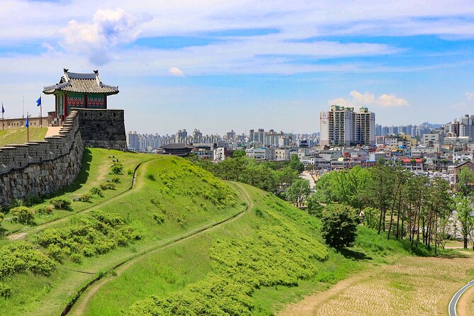 Private Day Trip to Korean Folk Village and Hwaseong Fortress - Stop 2: Hwaseong Haenggung Palace and Why the Fortress Matters