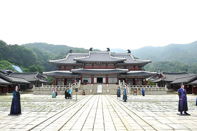 Private day trip to Korean Folk Village & Dae Jang Geum Park - Price and Value for a Private Day in Seoul