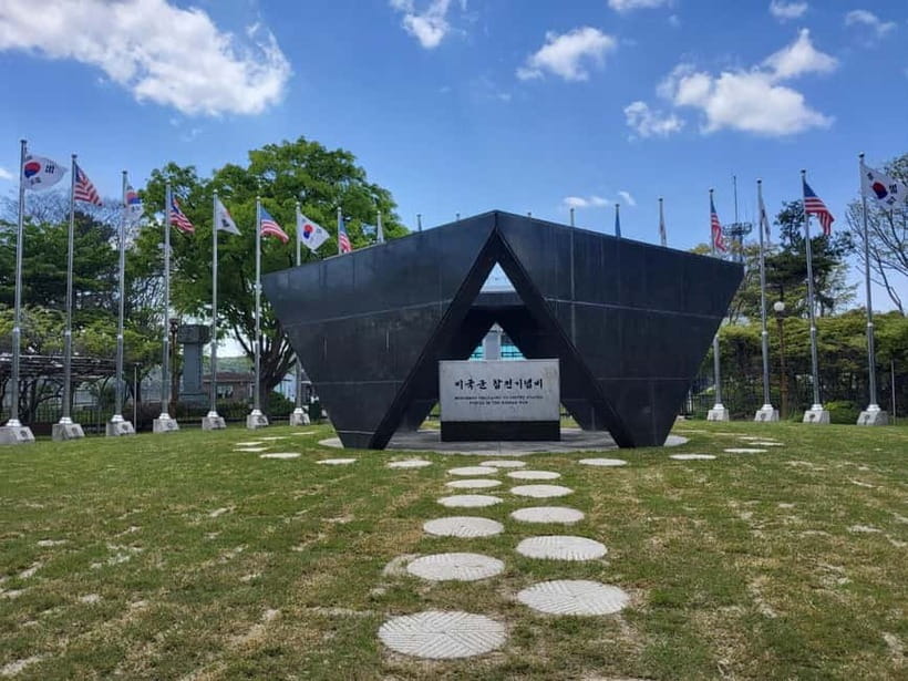 Private DMZ SPY Tour from Incheon Airport - Odusan observation point: North Korean farming across the river