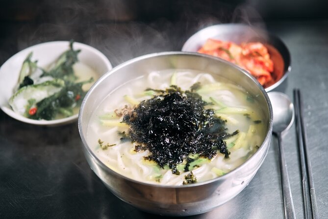 Private Downtown Seoul Food & Market Tour with 8+ Tastings - Quick hits