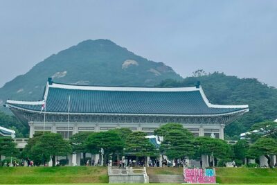 Private Full-Day Guided Tour in Seoul with Lunch, Tea and Dinner - Bukchon Hanok Village and Baek In-je’s House: traditional neighborhoods with clarity