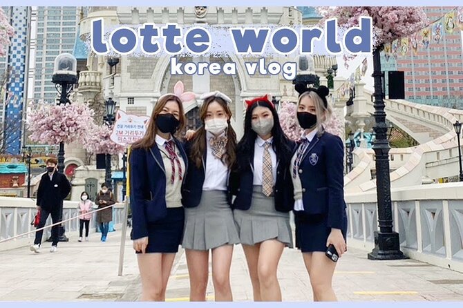 Private tour Lotte World,Tower,Aquarium(All Tickets are included) - Lotte World Aquarium: 13 Theme Zones and 55,000 Marine Animals