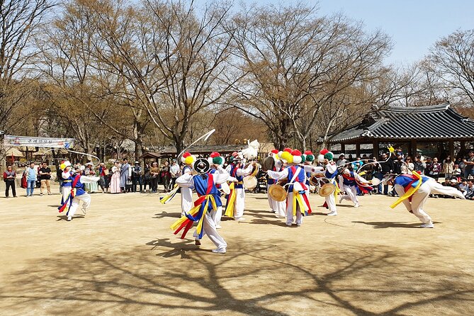 Private Tour : Royal Palace & Traditional Villages wearing Hanbok - Price and value: What $300 per person really buys