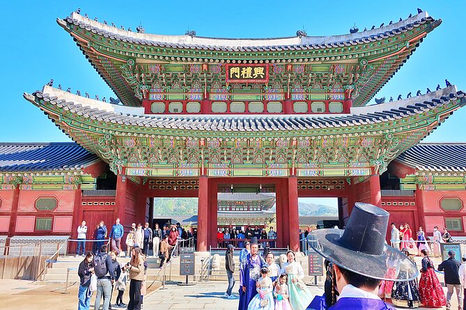 Private Tour : Royal Palace & Traditional Villages wearing Hanbok - Who this Hanbok and Royal Day is best for