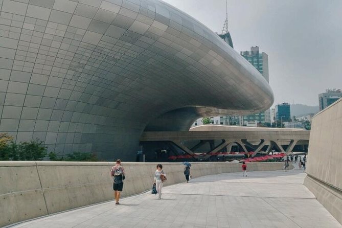(Private tour) Seoul highlights; Gangnam and beyond Tour - Bongeunsa Temple: calm architecture in the middle of the city
