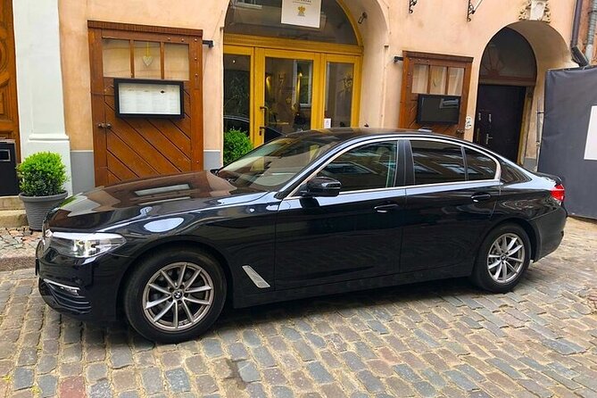 Private Transfer Service from Seoul City Hotels to Gimpo Airport - SmartRyde at a Glance: The Good, the Practical, the Real