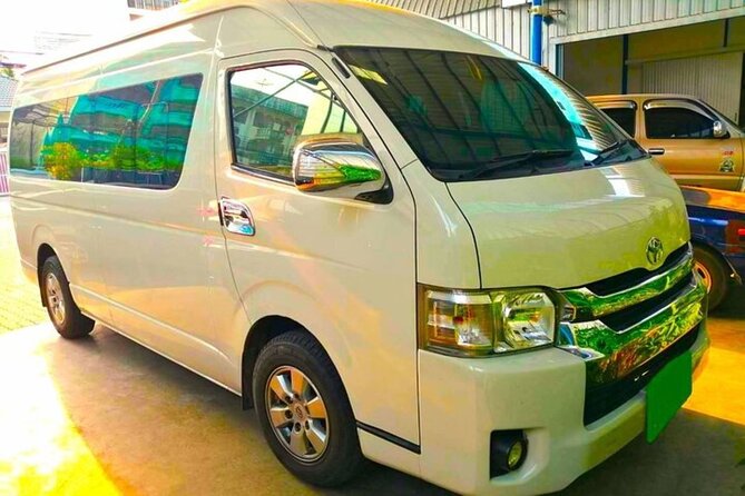 Private Transfer Service from Seoul City Hotels to Gimpo Airport - Hotel Lobby Pickup to Gimpo Airport in About 35 Minutes