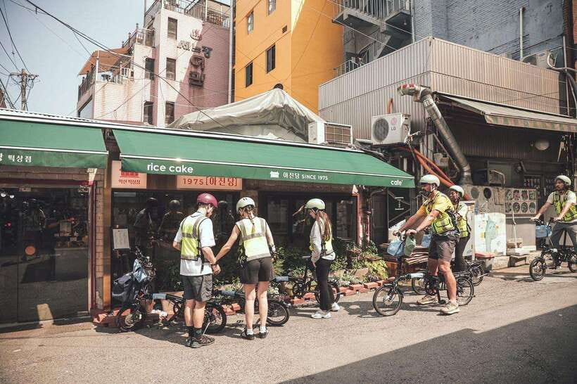 Seoul: Afternoon Ebike tour and "Happy Hour" food and drinks - Premium WeRide e-bikes: the easiest way to see more Seoul