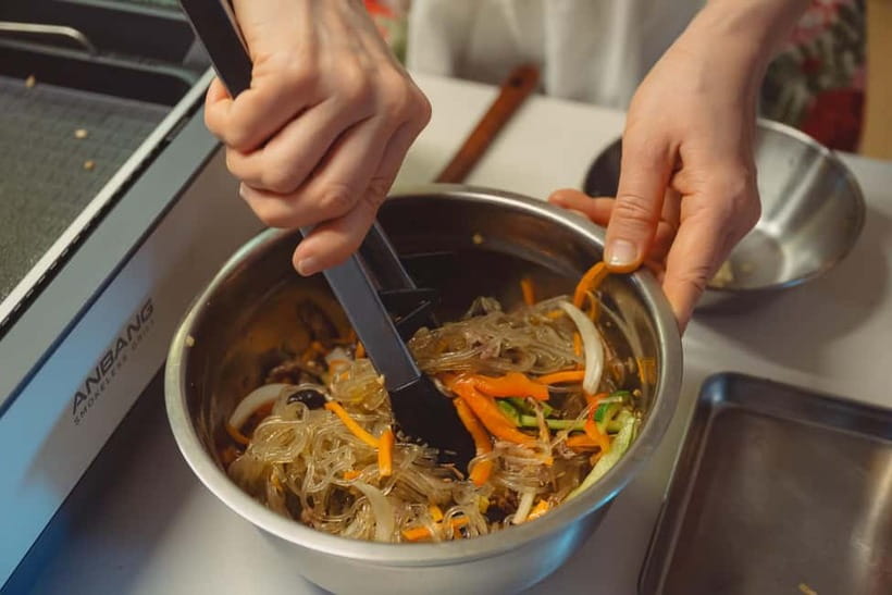 Seoul: Authentic Korean Cooking Class and Market Tour - Traditional Korean dessert and a calm tea-time finish