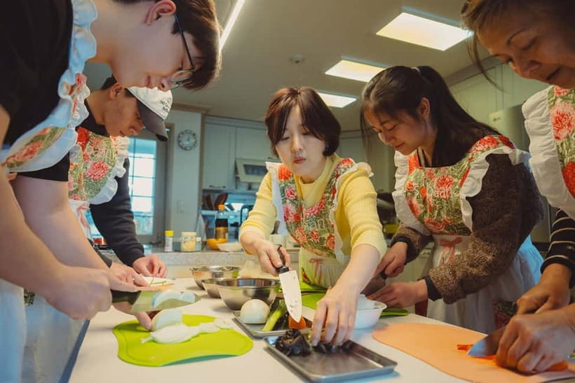 Seoul: Authentic Korean Cooking Class and Market Tour - Price and value: what $69 buys you in Seoul