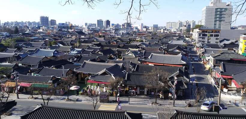 Seoul: Autumn Foliage - Mt. Naejang + Jeonju Hanok Village - Guide quality: English support that actually helps