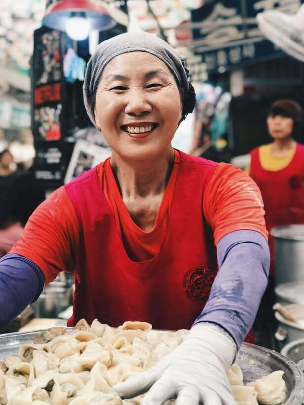 Seoul : Best of Seoul Private Walking Tour - Where you meet: Sejong-daero first, then the city on foot