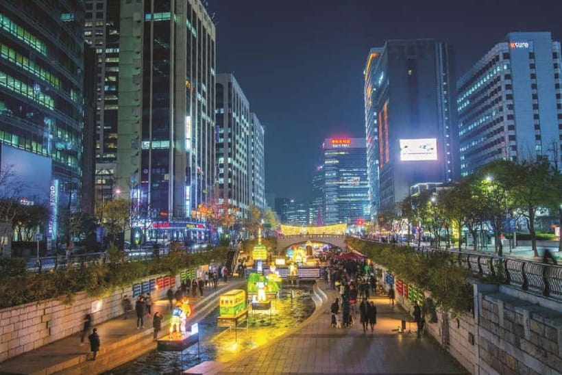 Seoul: Changgyeonggung & Gwangjang Market & Naksan Park - Price and Value: Is $30 Worth It for a Seoul Night Plan?