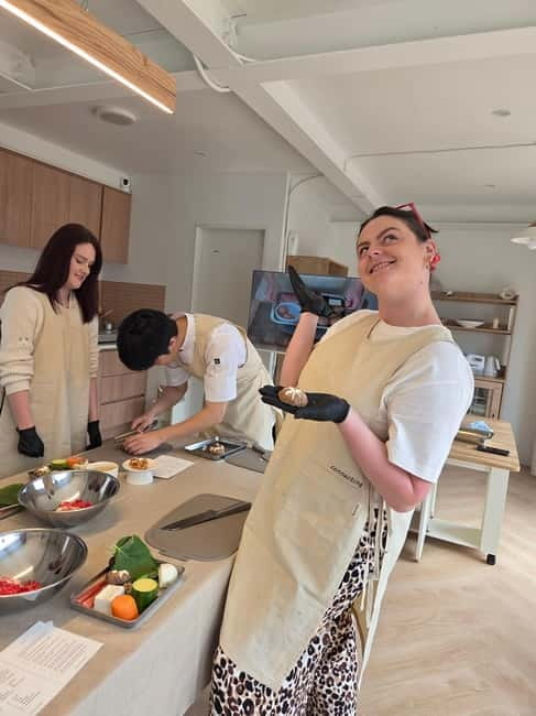 Seoul: Cooking Class and Tour with Michelin-Trained Chef - Finding the Meeting Point at Mangwon Station