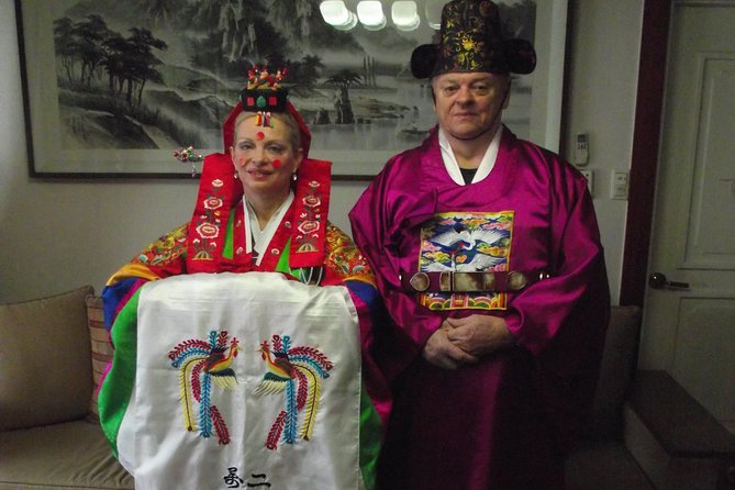 Seoul Cultural Tour - Kimchi Making, Gyeongbok palace with Hanbok - Tea Ceremony Moment: Slow Down Without Losing Time