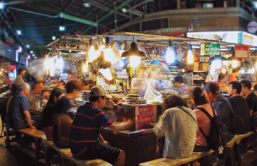 Seoul Day Tour: Gyeongbok Palace, Bukchon, Gwangjang Market - Gwangjang Market at Night: Street Food Time That’s Actually Helpful