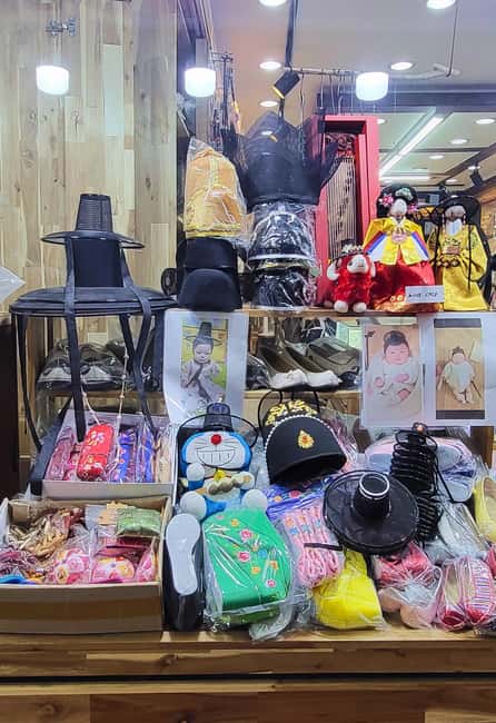 Seoul Day Tour: Gyeongbok Palace, Bukchon, Gwangjang Market - Price and Value: Is $41 a Good Deal for This Night Plan?