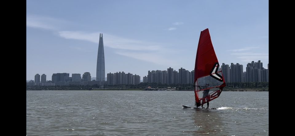 Seoul : Efoil Experience in Han River - The Real 2-Hour Plan: Lesson, Practice, and Time to Fly
