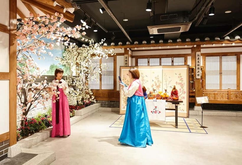 Seoul: Eobi+Nami+Hanbok(+RailBike or Strawberry Options)Tour - Practical tips that make the day smoother