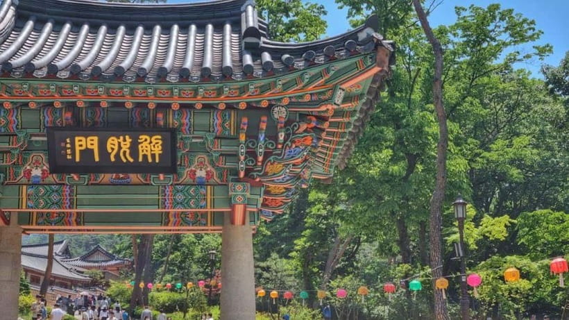 Seoul Full-Day City Tour: Hanok Village, Scenic Routes - Jingwansa Temple: a peaceful pause with a thousand-year-old feel