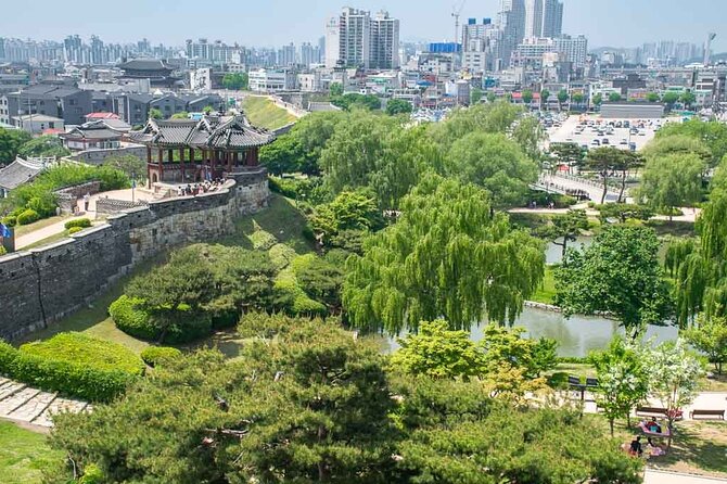Seoul Gimpo Airport (GMP) Transfer to Seoul/Suwon/Seongnam/Yongin - Comfort, Clean Cars, and Drivers Who Actually Handle the Ride