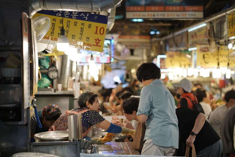 Seoul: Guided Street Food Tour at Namdaemun Market - Key highlights to look forward to