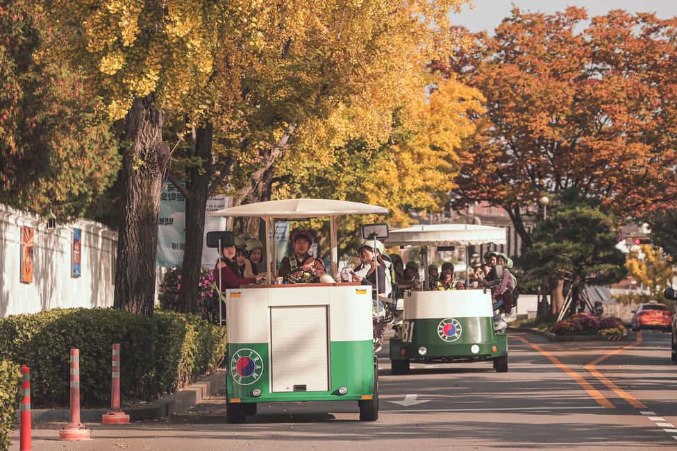 Seoul: Guided Tram Tour with Snacks and Hidden Alleys - Meeting up at WeRide Seoul Tram: the easiest way to find them