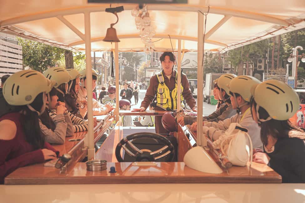 Seoul: Guided Tram Tour with Snacks and Hidden Alleys - Price and value: what $48 buys you in 150 minutes