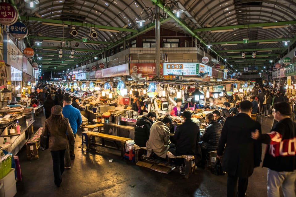 Seoul Gwangjang Market Foody Walking Tour - Euljiro-dong alleys: print-shop streets meet modern drinks
