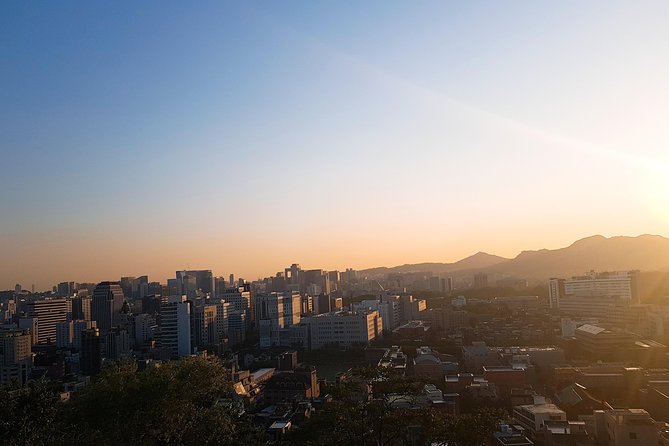 Seoul: Gyeongbok Palace, Bukchon Village, and Gwangjang Tour - Gwangjang Market drop-off: food freedom after the tour
