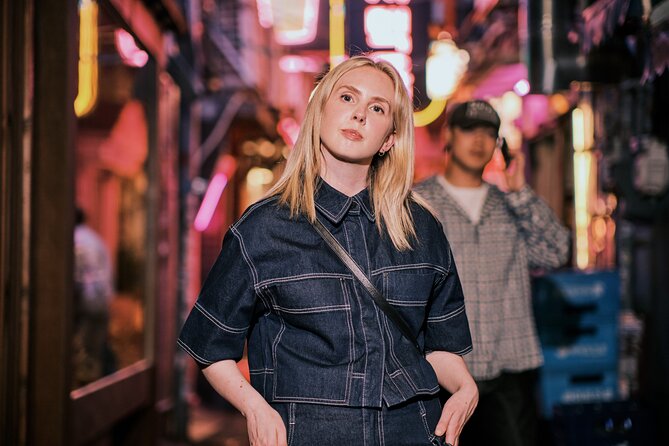 Seoul High-Quality Night Photography - Stop 4: hanok structure lessons and hanok alley portrait time