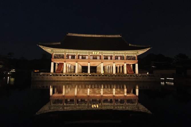 Seoul Highlights & Hidden Gems – Private Tour with Photo Service - Bukchon Hanok Village and the “walk-and-photo” style of hanok Seoul