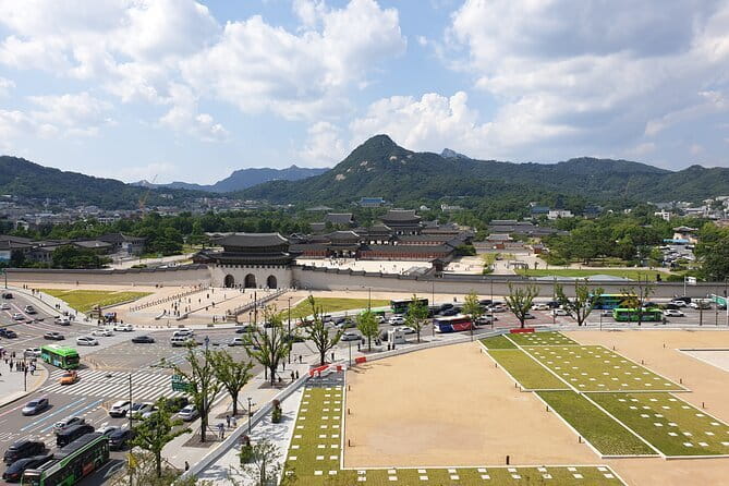 Seoul History Walking Tour - Pricing and pacing: what $26.60 buys you