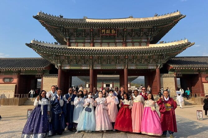 Seoul History Walking Tour - Admiral Yi and King Sejong statues: heroes placed in Seoul context