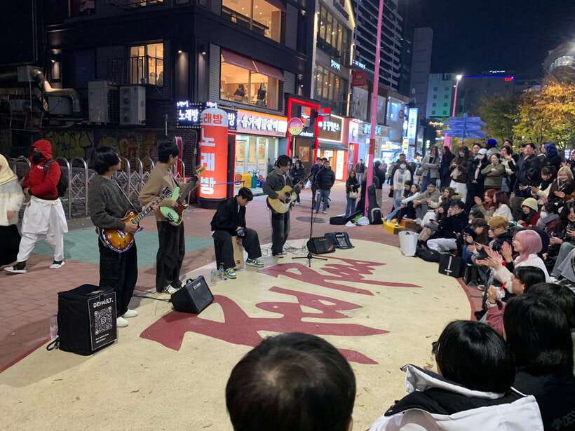Seoul: Hongdae, Animation&Game, Theme Cafe Walking Tour - T1 Base Camp: the esports stop that feels like a destination
