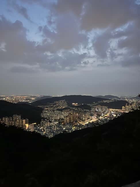 Seoul: Inwangsan Sunset Hike with Guide - Small-Group Pace: Up Close, Not In a Crowd