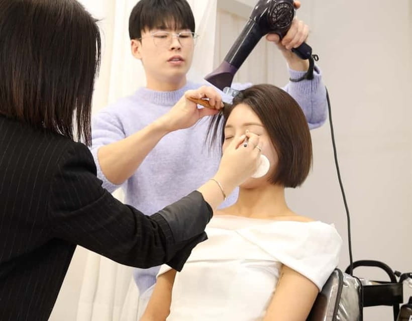 Seoul: K-Beauty Tour with Hair, Makeup, Photo Shoot - Who should book this K-beauty tour (and who should skip it)?