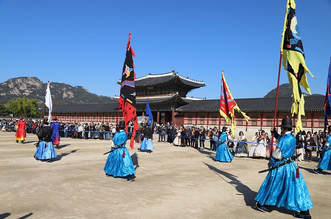 Seoul Layover Private Tour from Incheon Airport - Stop 4: Jogyesa Temple for calm in the middle of Seoul