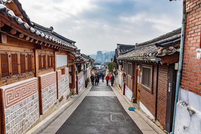 Seoul Like a Local: Private & Personalized Experience (2-3 hours) - Historic neighborhood mood versus Gangnam energy