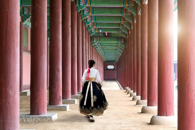 Seoul Like a Local: Private & Personalized Experience (2-3 hours) - Starfield COEX Mall: a practical wrap-up with questions and a break