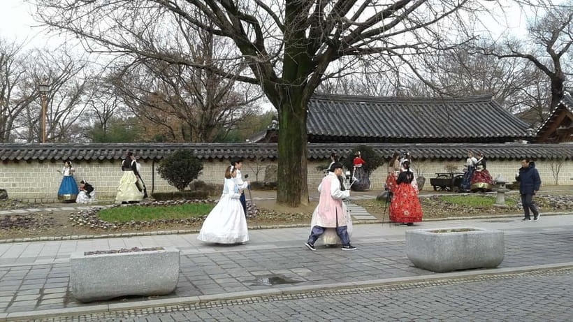 Seoul: Maisan Cherry Blossom and Jeonju Hanok Day Tour - Maisan Provincial Park and the Jinan Cherry Blossom Festival Trail