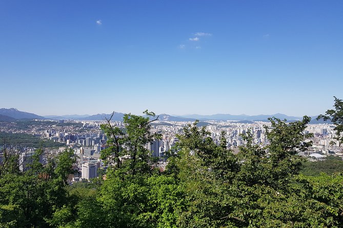Seoul Morning Tour: Seoul Tower, Namsan Hanok Village, The War Memorial of Korea - Namsangol Hanok Village: Joseon-Era Homes in a Small, Walkable Loop