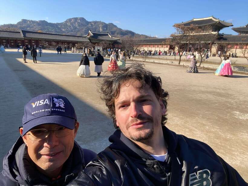 Seoul : Must-see & Hidden Gems Private Walking Tour - How the walking and public transport actually work