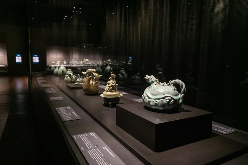Seoul: National Museum of Korea Guided Tour - How the guided time is structured for a 2-hour visit