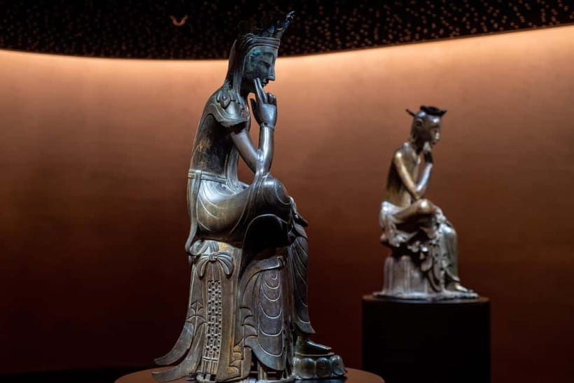 Seoul: National Museum of Korea Guided Tour - What makes the focus on Buddhism and ceramics so useful