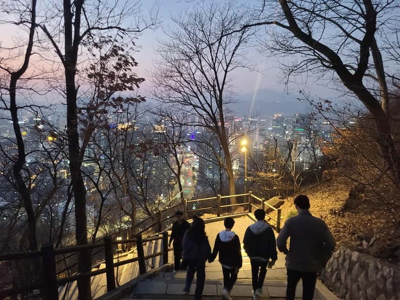 Seoul: Night Namsan Hiking with Hidden Gem Recommendations - Sunset viewpoints and photo spots: how to get your best skyline shots