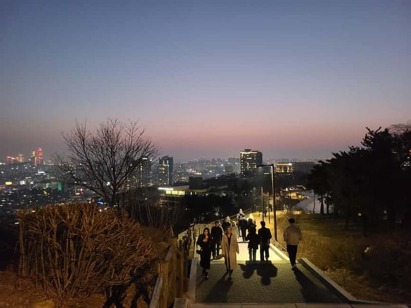 Seoul: Night Namsan Hiking with Hidden Gem Recommendations - Descending Namsan and getting back: evening views without the stress