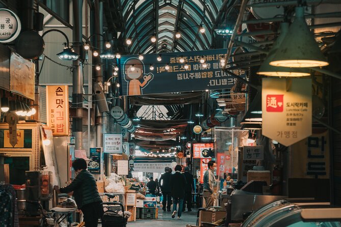 Seoul Night Palace & Market Food Tour with Vehicle - Price and Value at $79: What You Actually Get for the Money